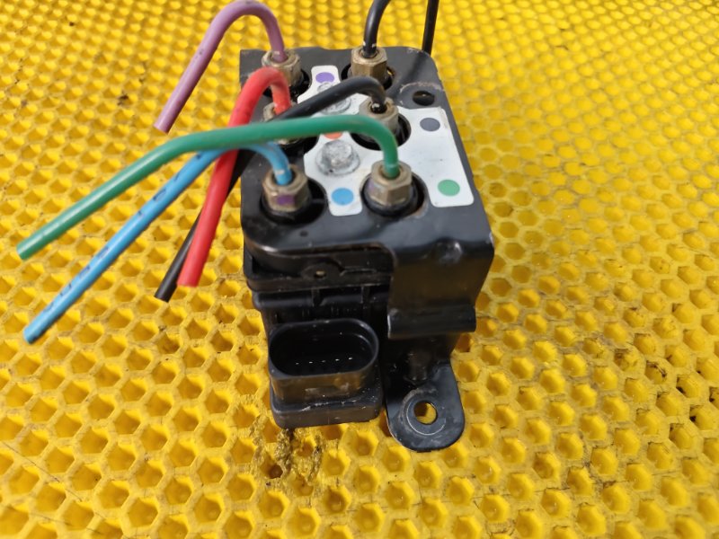 Блок клапанов пневмоподвески Volkswagen Phaeton 2005 3D2