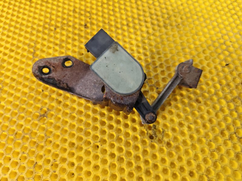 Датчик дорожного просвета Volkswagen Phaeton 2005 3D2