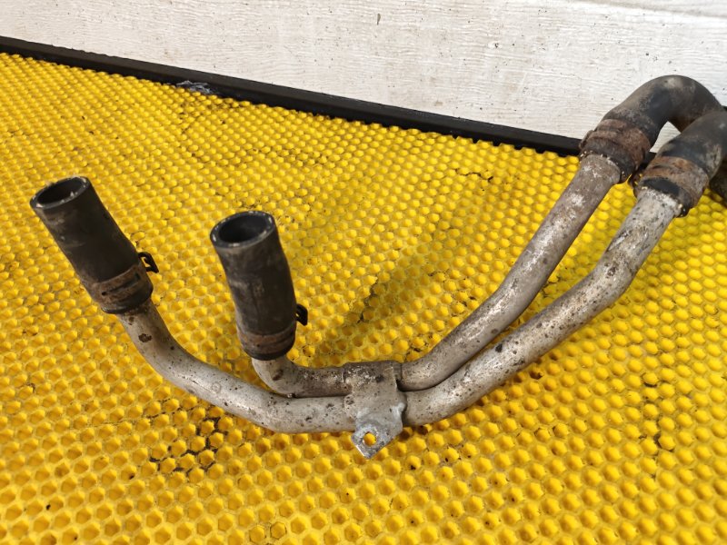 Трубка системы охлаждения Volkswagen Touareg 2003 7L6