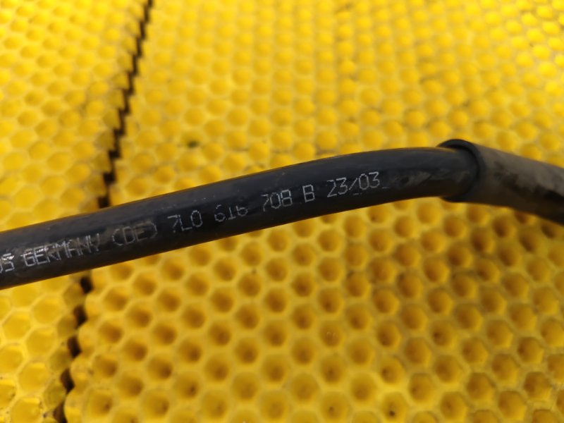 Трубка вакуумная Volkswagen Touareg 2003 7L6