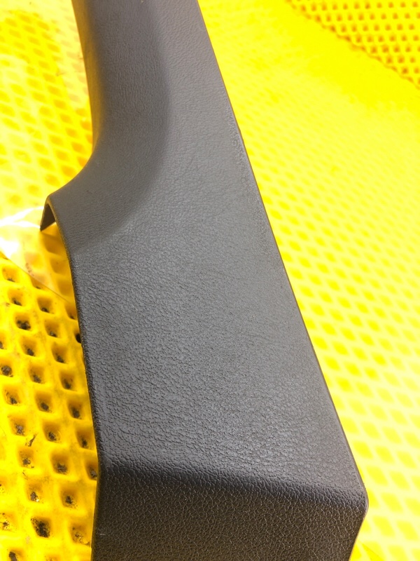 Обшивка багажника правая Volkswagen Phaeton 2005 3D2