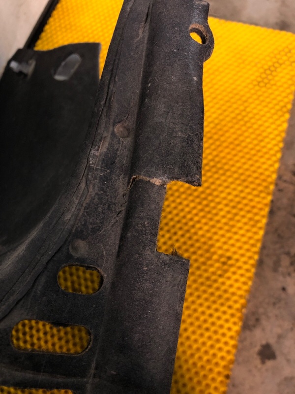 Обшивка багажника левая Volkswagen Phaeton 2005 3D2