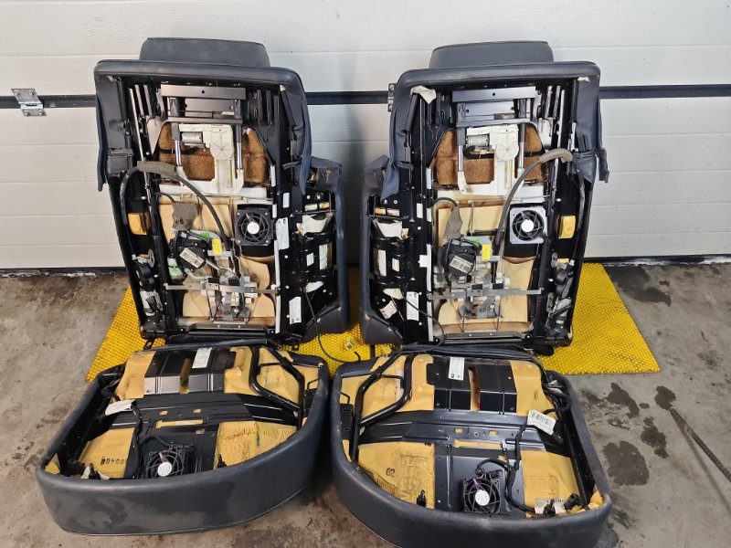 Задний диван Volkswagen Phaeton 2005 3D2