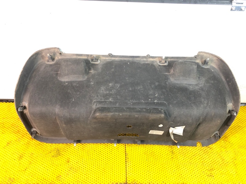 Обшивка крышки багажника Volkswagen Phaeton 2005 3D2