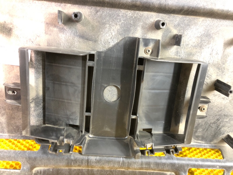 Обшивка багажника Volkswagen Phaeton 2005 3D2