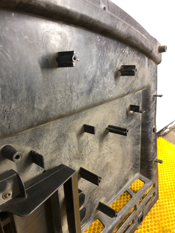 Обшивка багажника Volkswagen Phaeton 2005 3D2