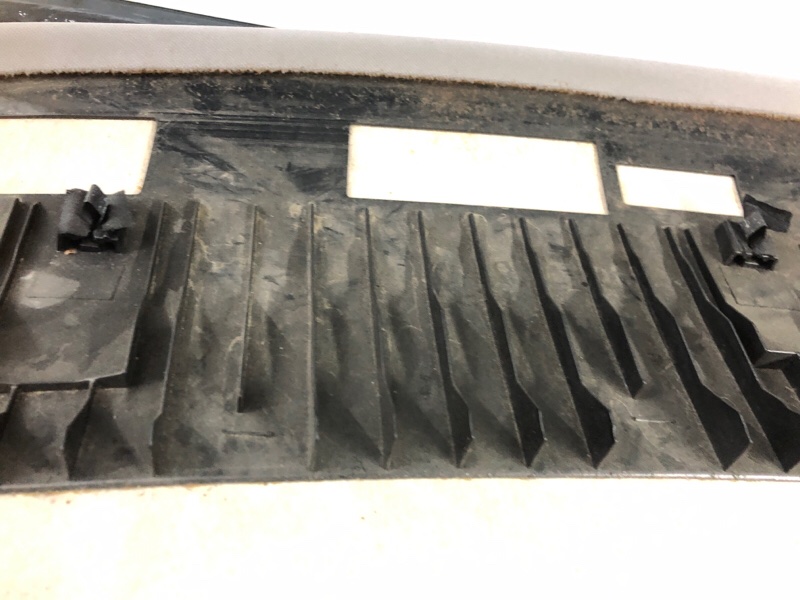 Обшивка потолка Volkswagen Phaeton 2005 3D2