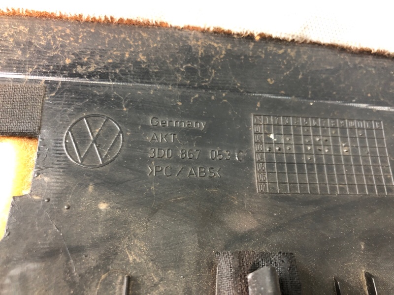 Обшивка потолка Volkswagen Phaeton 2005 3D2