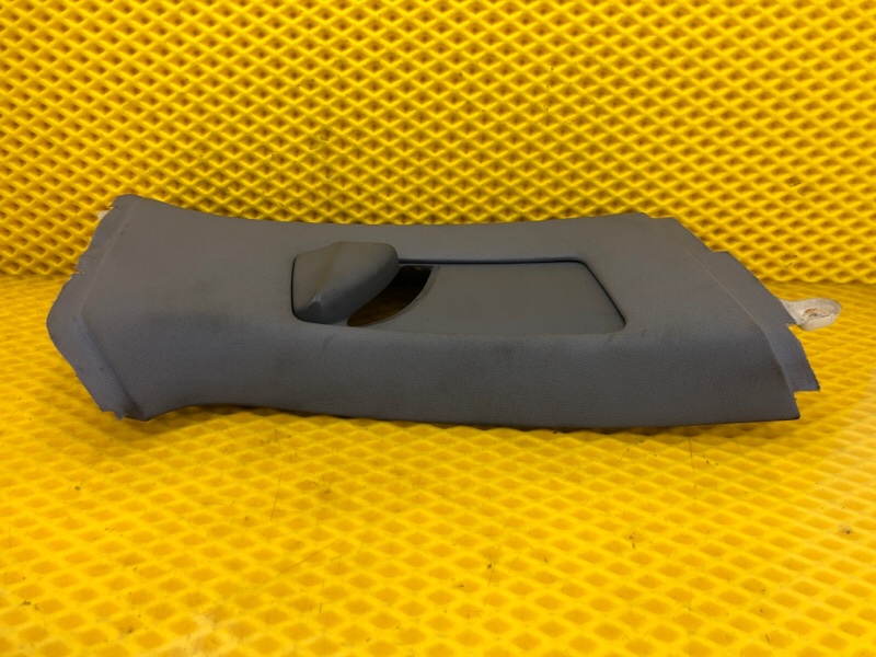 Обшивка стойки Volkswagen Phaeton 2005 3D2