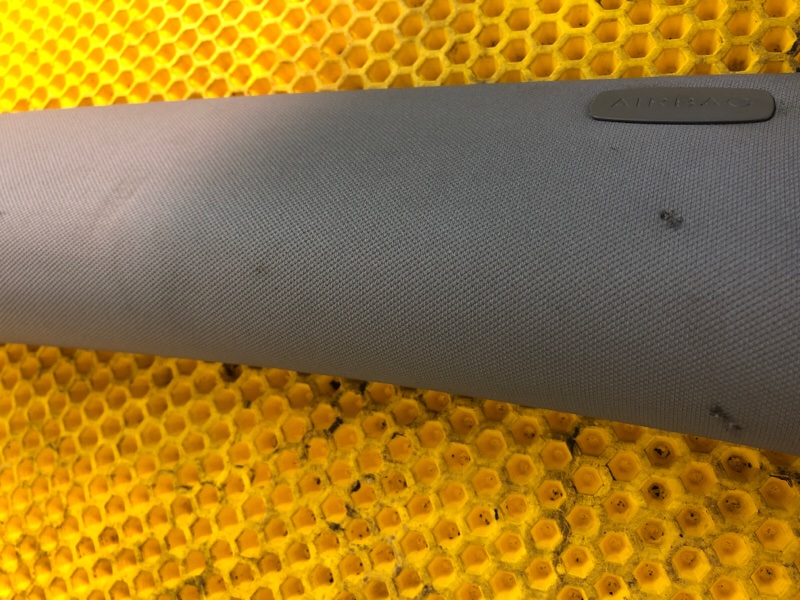 Обшивка стойки Volkswagen Phaeton 2005 3D2