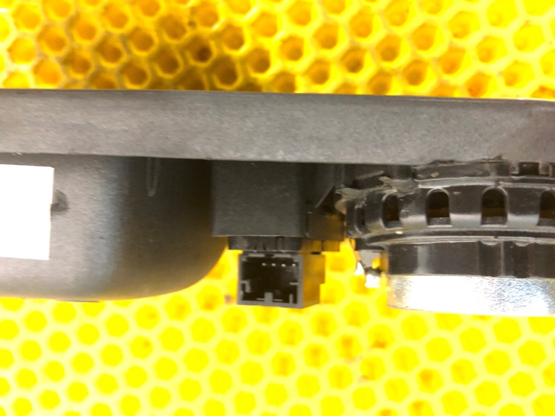 Накладка декоративная задней левой двери Volkswagen Phaeton 2005 3D2