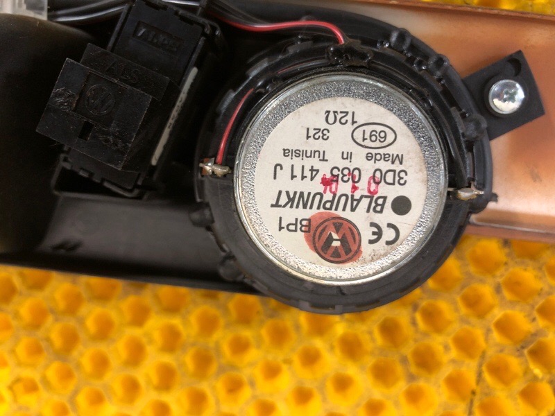 Накладка декоративная задней правой двери Volkswagen Phaeton 2005 3D2