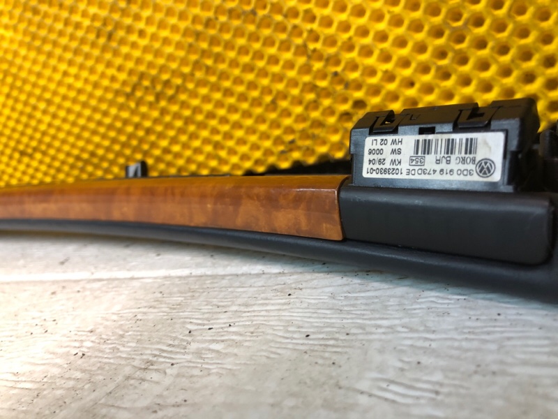 Декоративная накладка Volkswagen Phaeton 2005 3D2