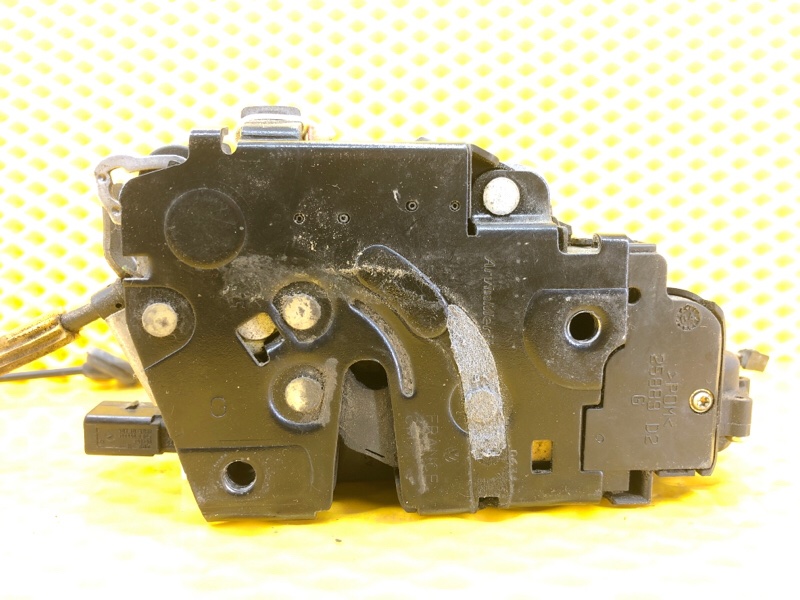 Замок двери задней левой Volkswagen Phaeton 2005 3D2