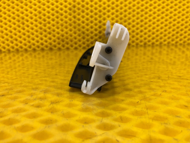 Шторка солнцезащитная Volkswagen Phaeton 2005 3D2