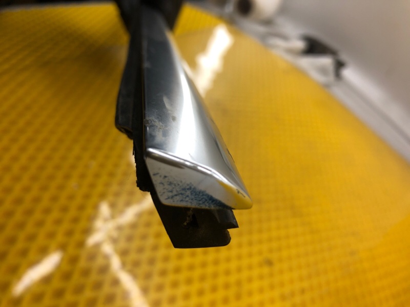 Молдинг стекла задней двери Volkswagen Phaeton 2005 3D2