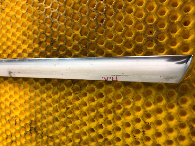 Молдинг двери передней левой Volkswagen Phaeton 2005 3D2