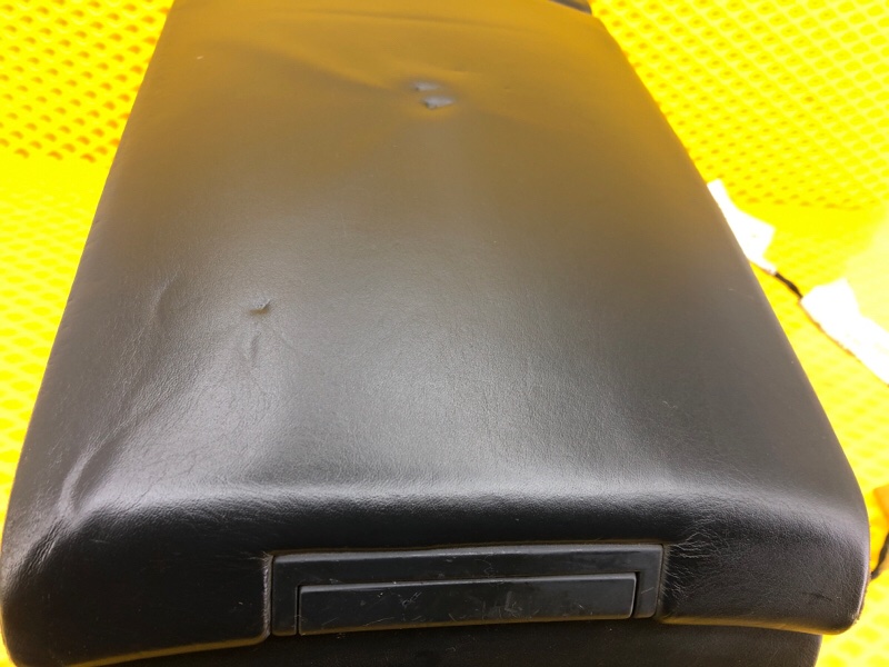 Подлокотник Volkswagen Phaeton 2005 3D2