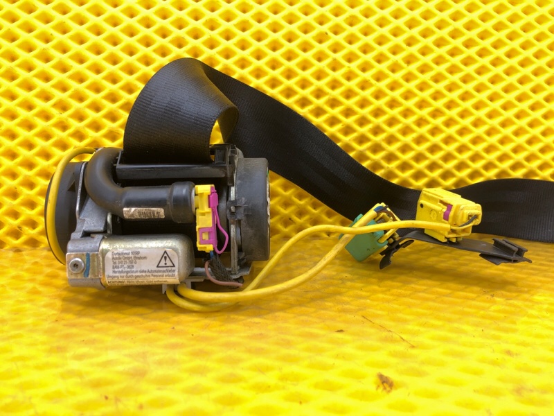 Ремень безопасности передний правый Volkswagen Phaeton 2005 3D2
