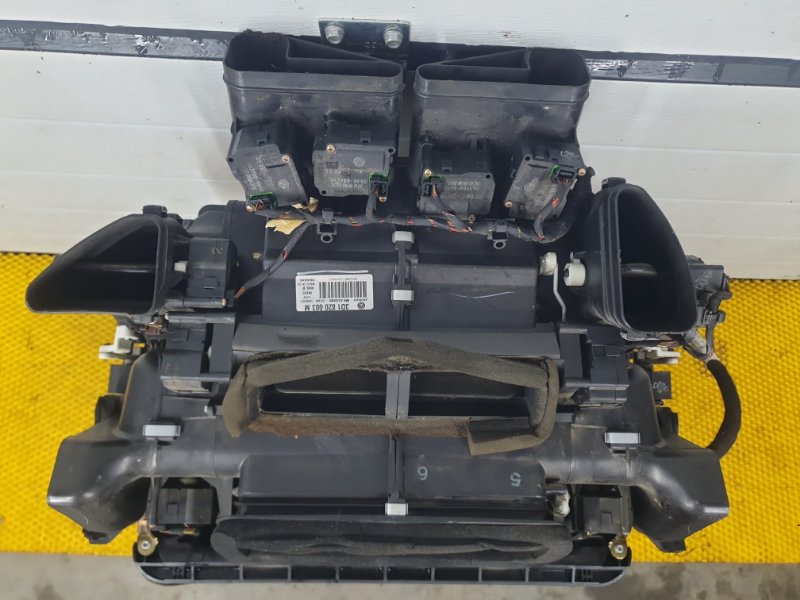 Корпус печки Volkswagen Phaeton 2005 3D2