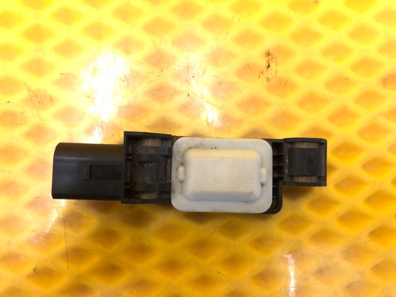 Датчик удара Volkswagen Phaeton 2005 3D2