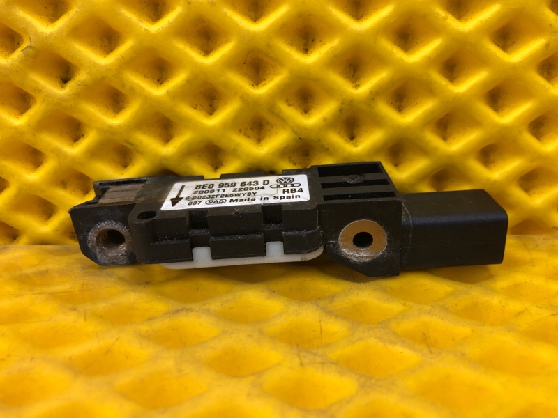 Датчик удара Volkswagen Phaeton 2005 3D2