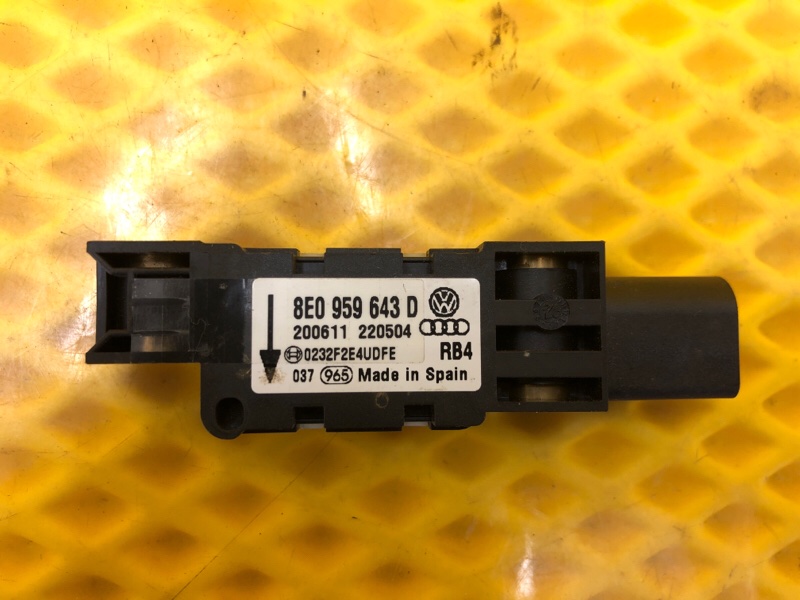 Датчик удара Volkswagen Phaeton 2005 3D2