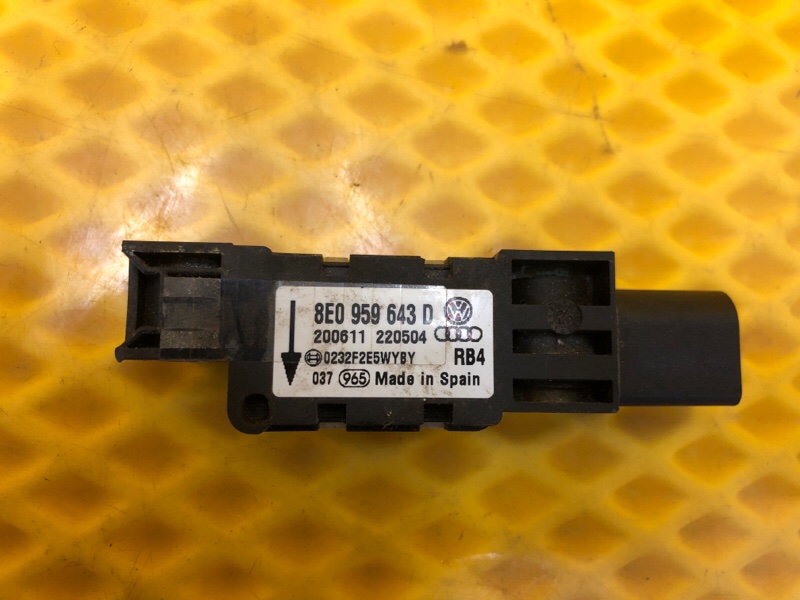 Датчик удара Volkswagen Phaeton 2005 3D2