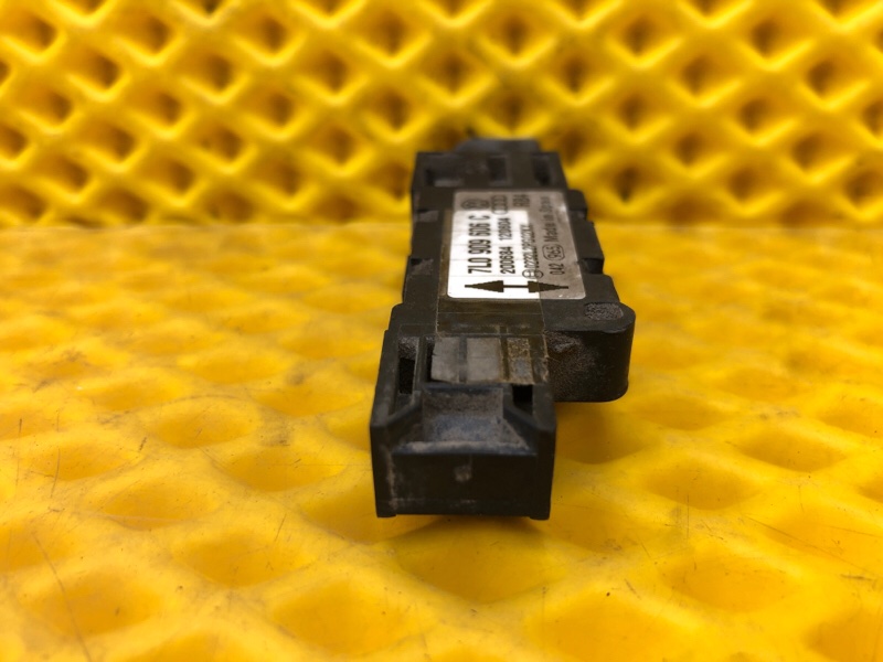 Датчик airbag Volkswagen Phaeton 2005 3D2