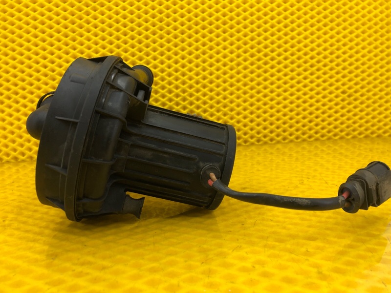 Насос воздушный Volkswagen Phaeton 2005 3D2