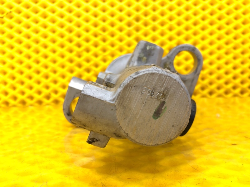 Главный тормозной цилиндр Volkswagen Phaeton 2005 3D2