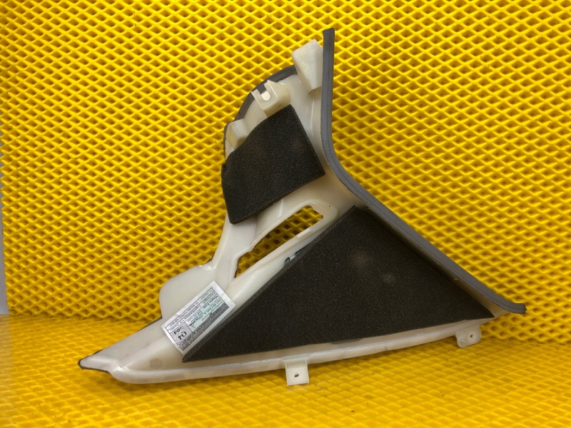 Обшивка стойки задней левой Volkswagen Phaeton 2005 3D2