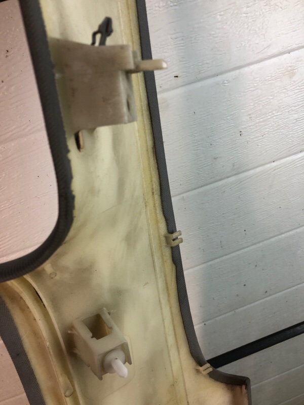 Обшивка стойки задней левой Volkswagen Phaeton 2005 3D2