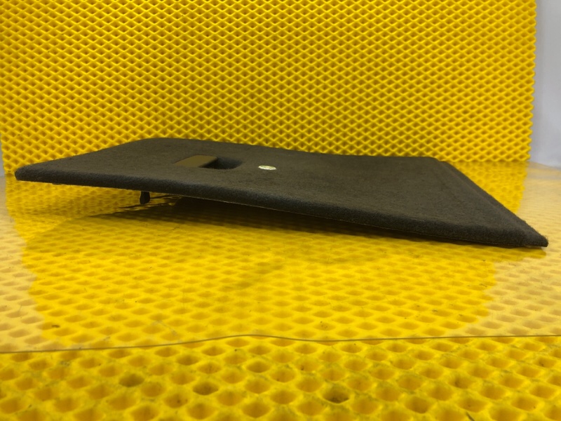 Обшивка багажника Volkswagen Touareg 2003 7L6