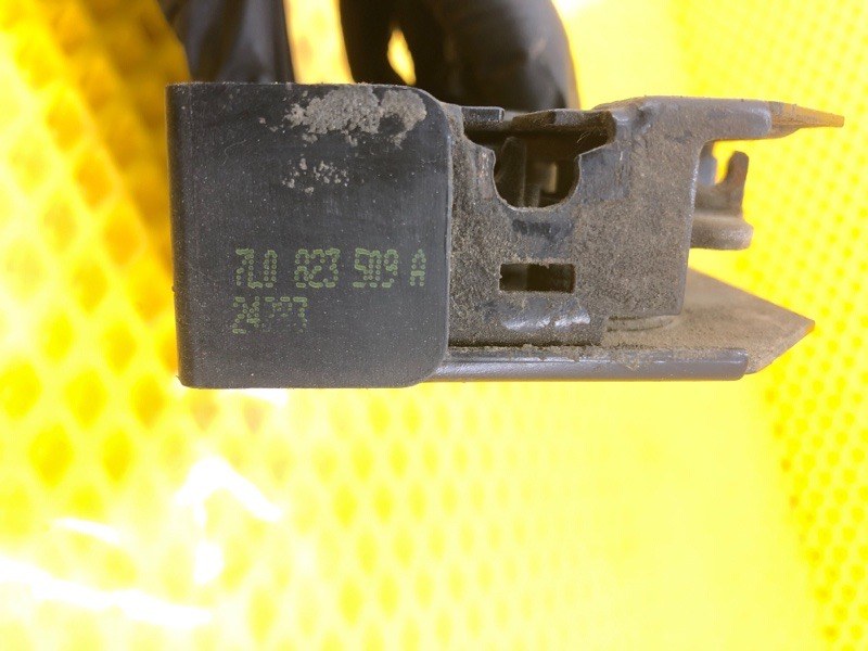 Замок капота Volkswagen Touareg 2003 7L6