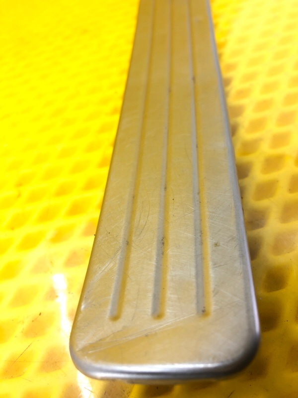 Накладка порога внутренняя левая Volkswagen Touareg 2003 7L6