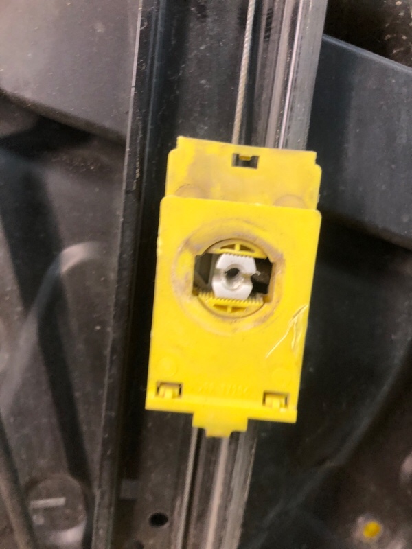 Стеклоподъемник передней левой двери Volkswagen Touareg 2003 7L6