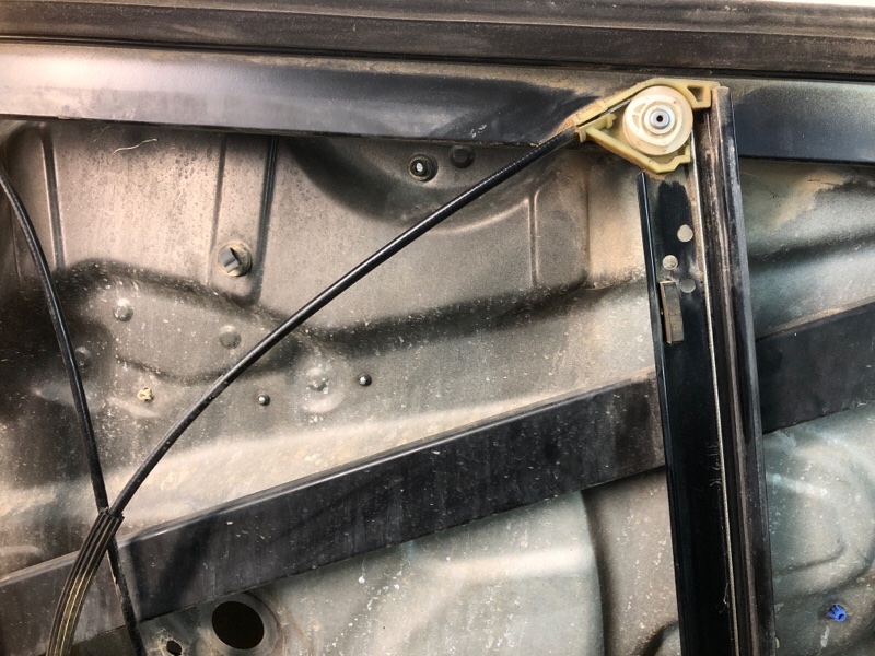 Стеклоподъемник передней правой двери Volkswagen Touareg 2003 7L6