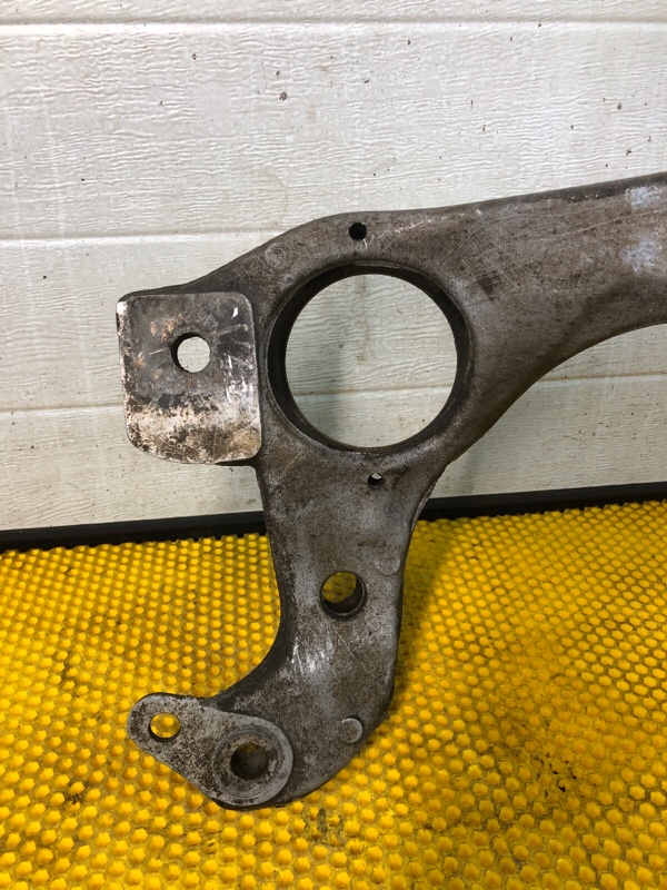 Кронштейн двигателя Volkswagen Touareg 2003 7L6