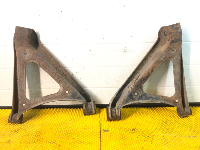 Рычаг задний Volkswagen Touareg 2003 7L6