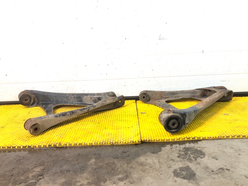 Рычаг задний Volkswagen Touareg 2003 7L6