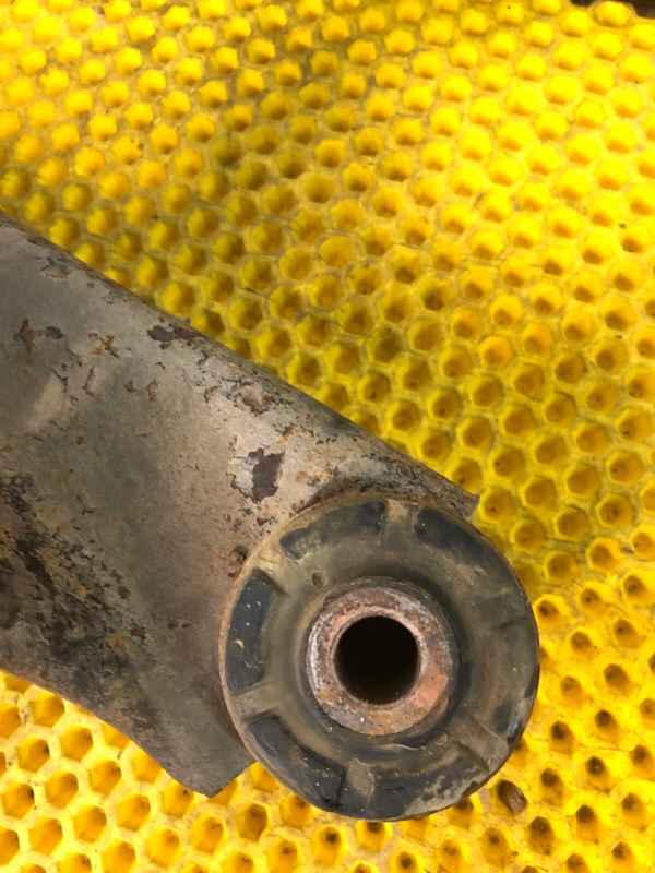 Рычаг задний Volkswagen Touareg 2003 7L6