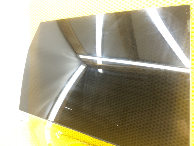 Стекло двери заднее правое Volkswagen Touareg 2003 7L6