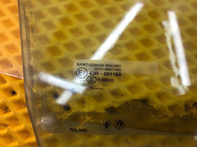 Стекло двери Volkswagen Touareg 2003 7L6