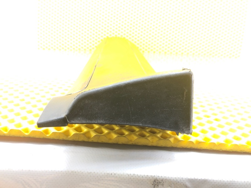 Молдинг двери задней правой Volkswagen Touareg 2003 7L6