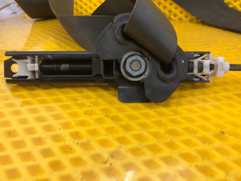 Ремень безопасности передний левый Volkswagen Touareg 2003 7L6