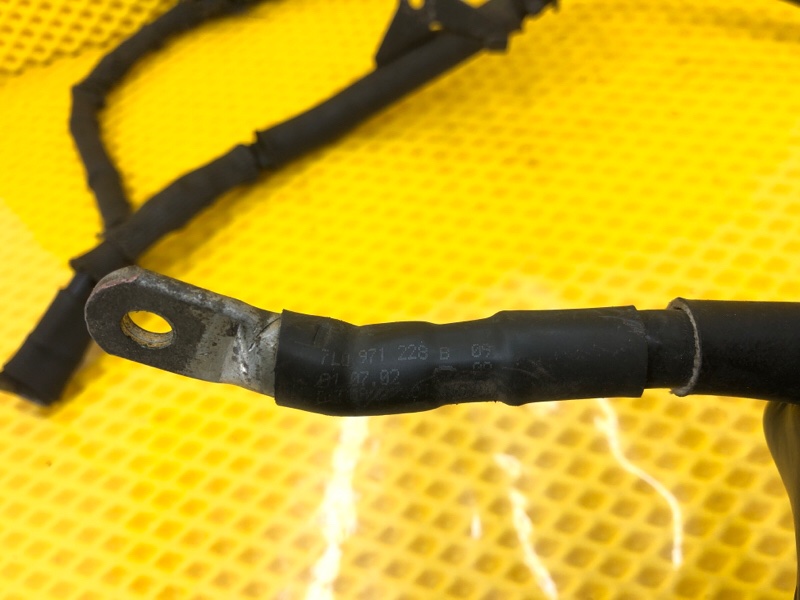 Провод стартера Volkswagen Touareg 2003 7L6