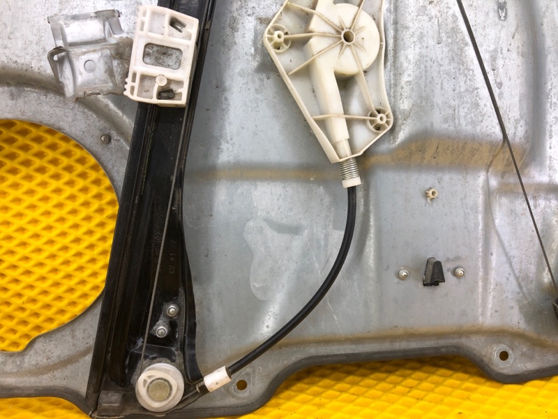 Стеклоподъемник передней левой двери Mercedes-Benz GL-Class 2008 X164