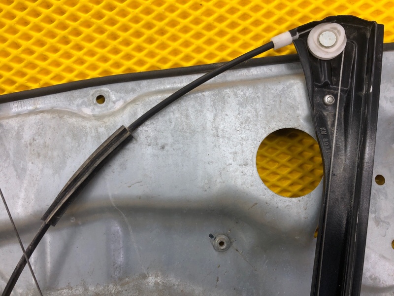 Стеклоподъемник передней левой двери Mercedes-Benz GL-Class 2008 X164