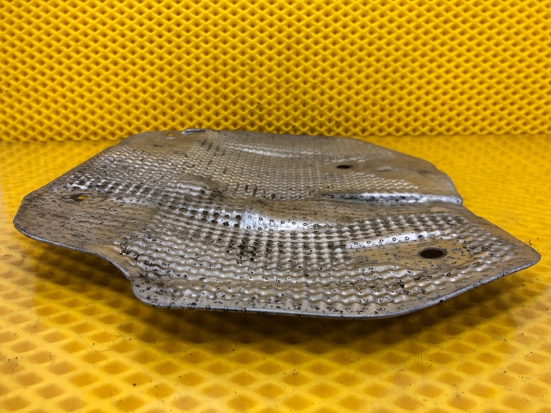 Экран тепловой Porsche Cayenne 2008 957